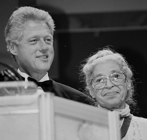 Rosa Parks receiving her award from President Bill Clinton, 1996